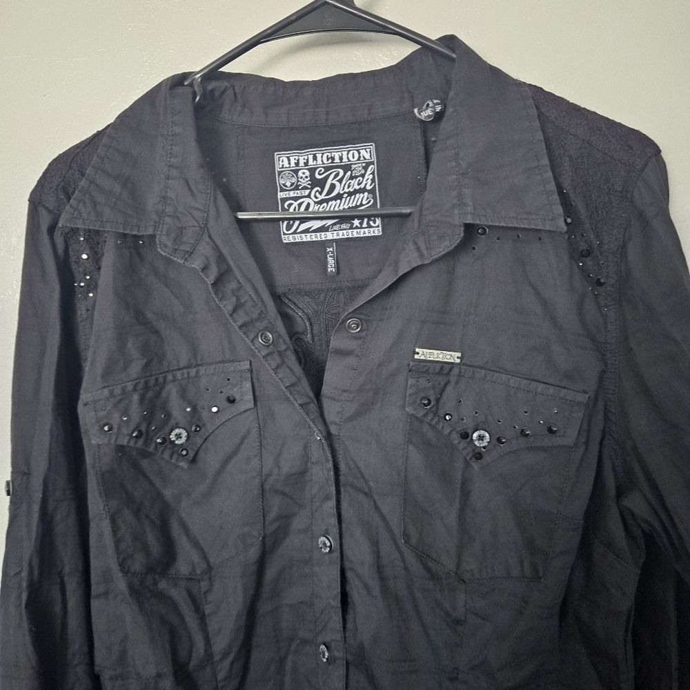 Affliction Black Premium Women's XL Long Sleeve Button Up Shirt Cross Embroidery - Picture 3 of 8